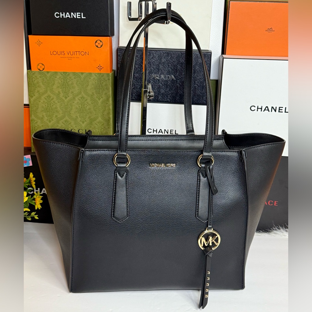Michael Kors Black Tote With Sophisticated Matte Finish